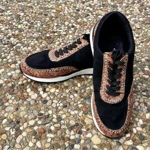 Sneakers - Crazy Train - BUCK STITCH KICKS
SIZE 10 - Black Leather - Faux Tooled